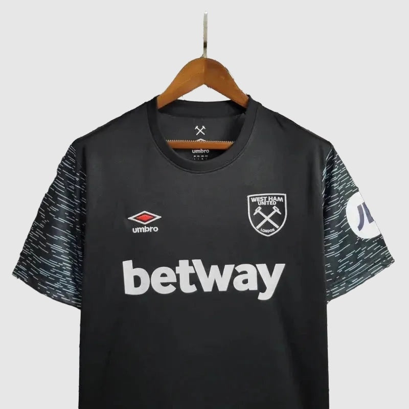 2 24/25 Away Men’s Shirt