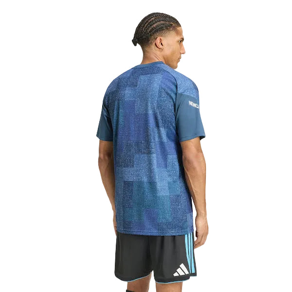CAMISOLA NEWCASTLE PRÉ JOGO 2026/27