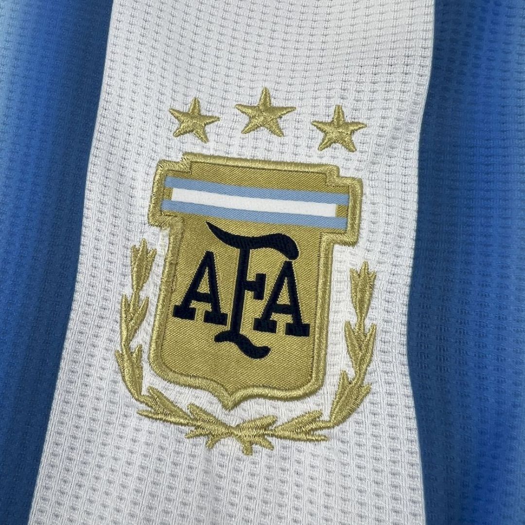 CAMISOLA ARGENTINA PRINCIPAL MUNDIAL 2026 MANGA LONGA