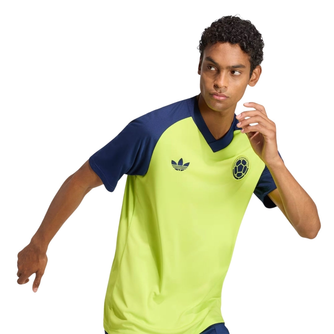 CAMISOLA COLOMBIA PRE-MATCH ALTERNATIVA MUNDIAL 2026