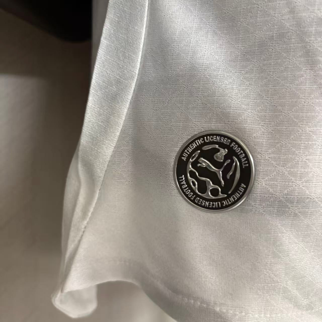 MILAN ALTERNATIVA 2026/27 PLAYER