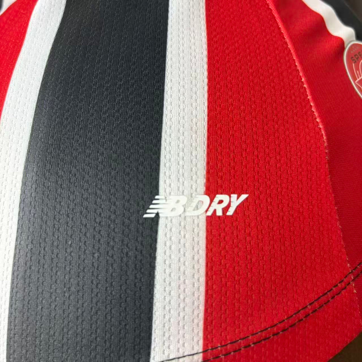 SÃO PAULO FC MULHER ALTERNATIVO TRICOLOR 2026/27