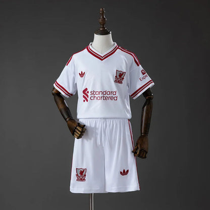 Conjunto Infantil Liverpool alternativo branco 2026/27