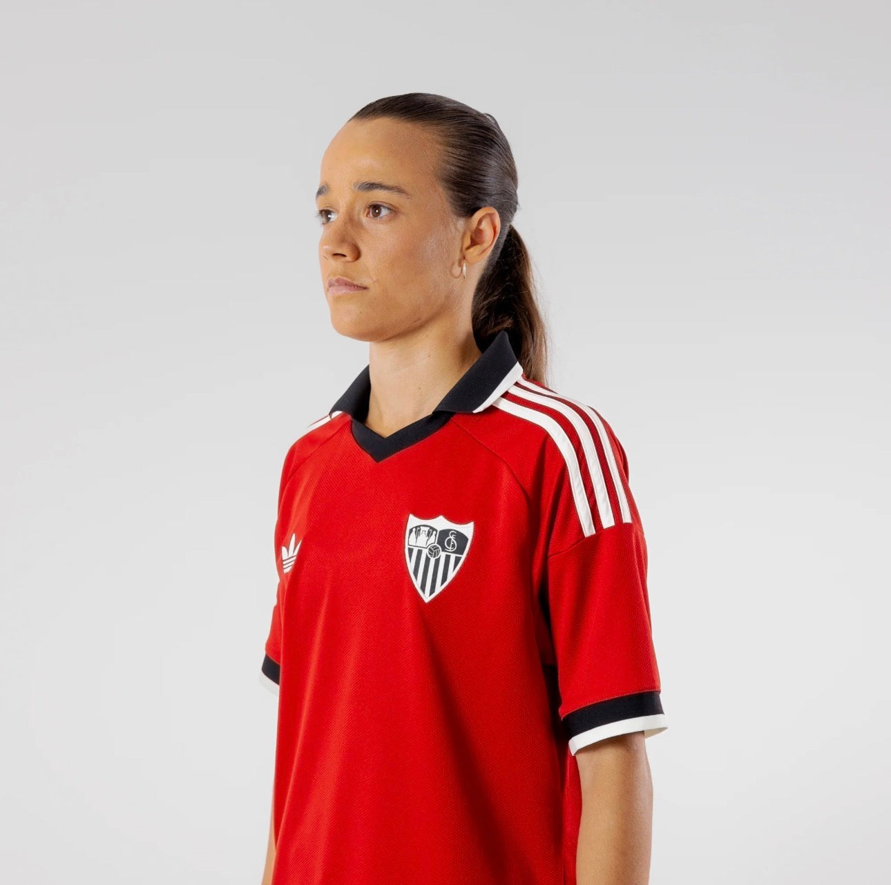CAMISOLA SEVILLA FEMININA ALTERNATIVA 2026/27