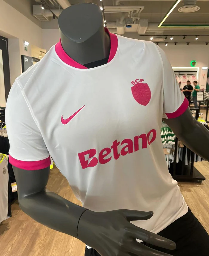 Camisola Sporting OUTUBRO ROSA rosa 2025/26 - LANÇAMENTO