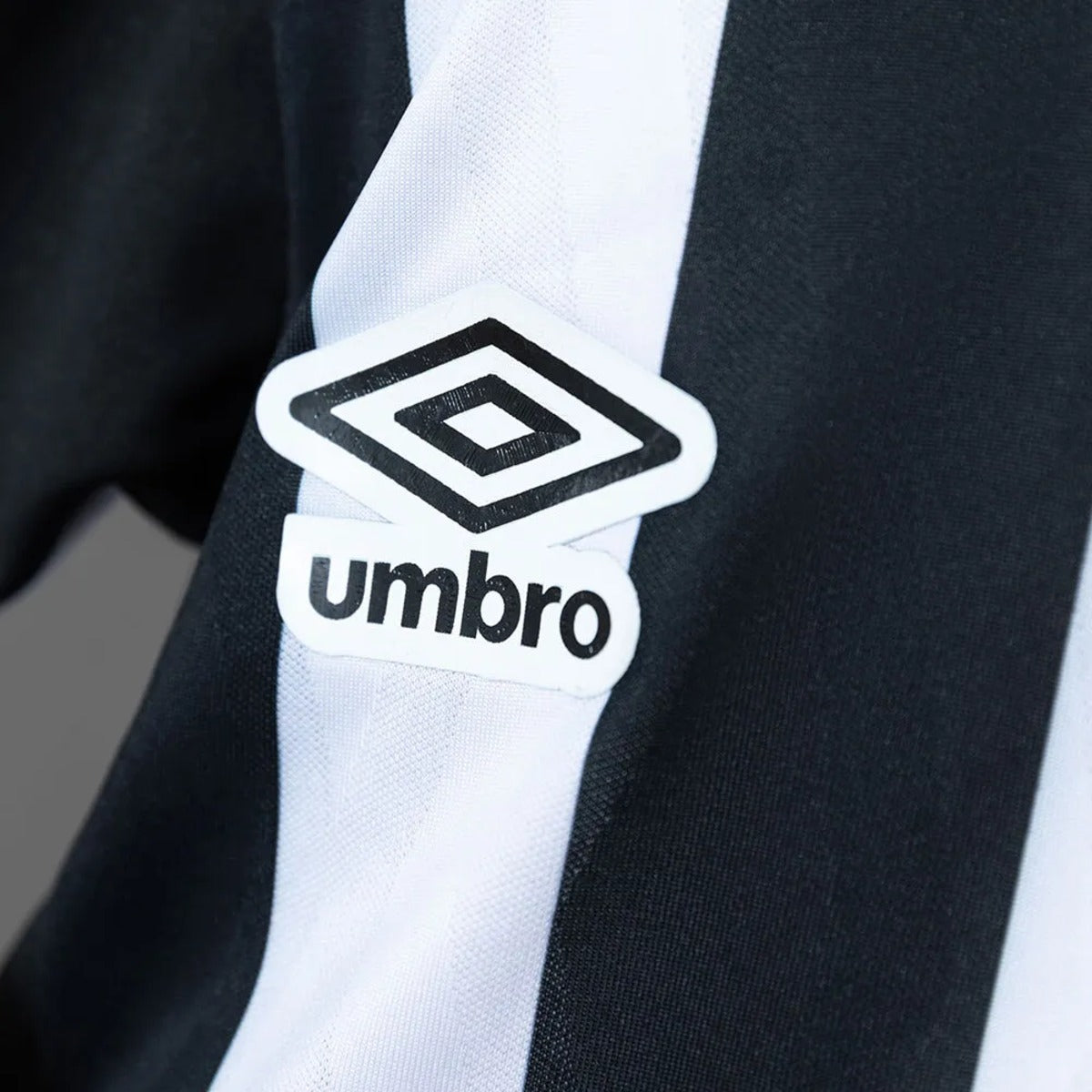 KIT DE CRIANÇA SANTOS ALTERNATIVO 2026/27