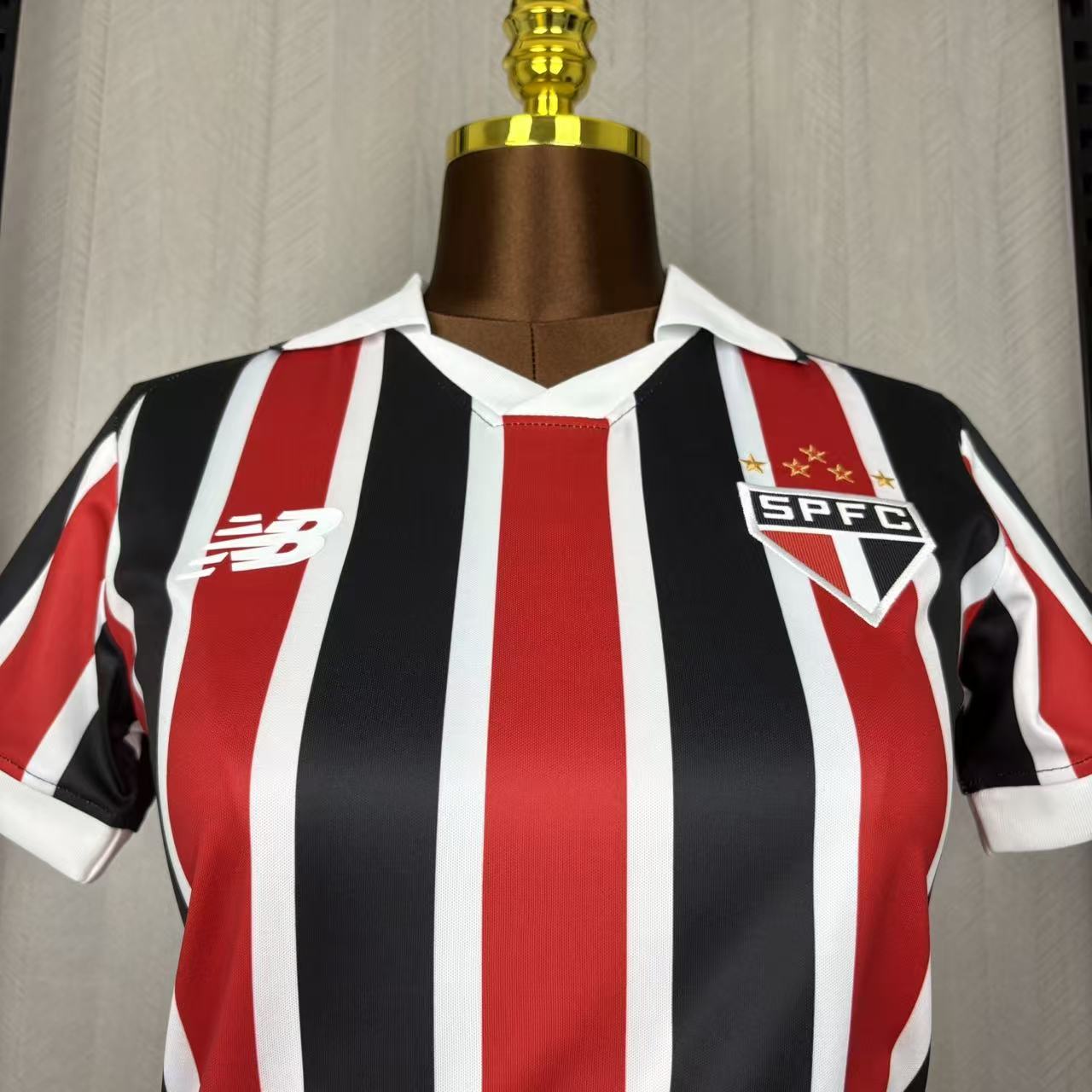 SÃO PAULO FC MULHER ALTERNATIVO TRICOLOR 2026/27