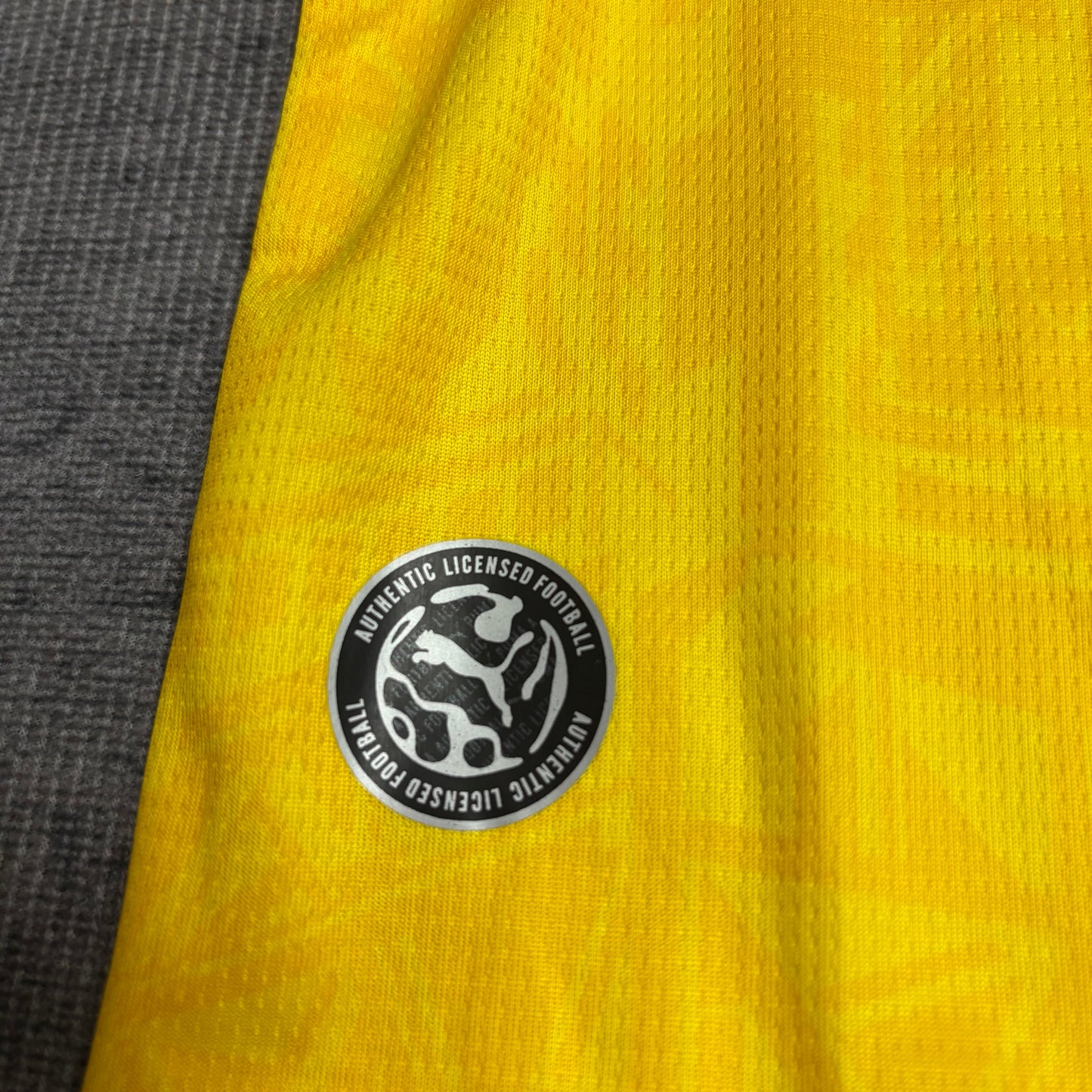 KIT DE CRIANÇA BORUSSIA DORTMUND PRINCIPAL 2026/27