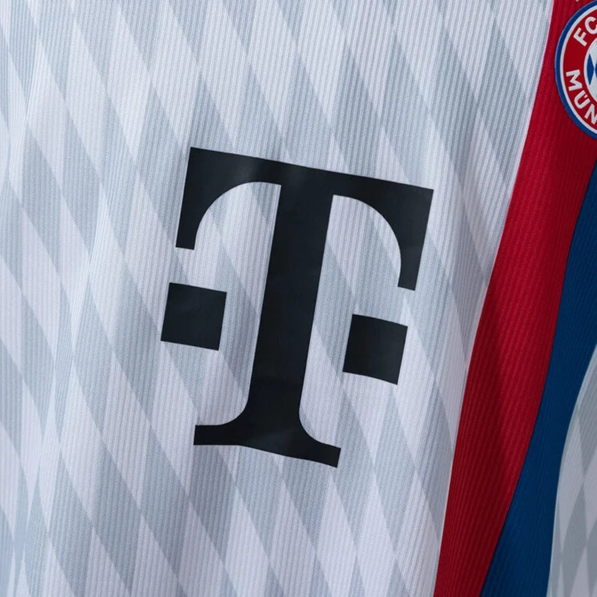 CAMISOLA BAYERN DE MUNIQUE ALTERNATIVA 2026/27