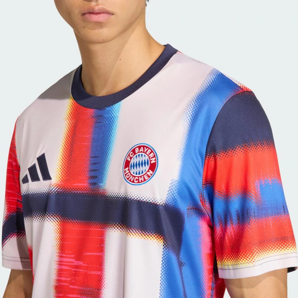 CAMISOLA BAYERN DE MUNIQUE PRÉ JOGO 2026/27