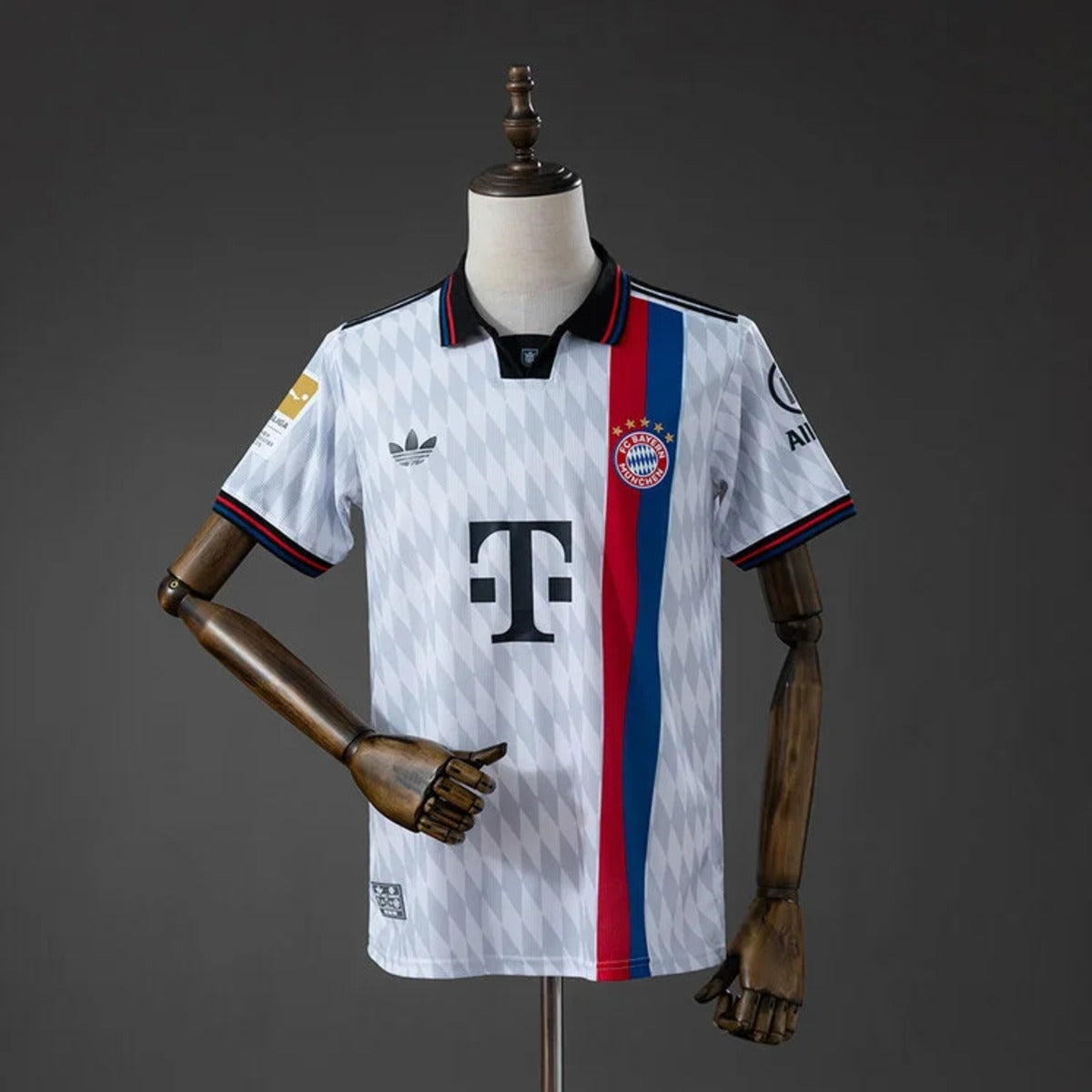 CAMISOLA BAYERN DE MUNIQUE ALTERNATIVA 2026/27