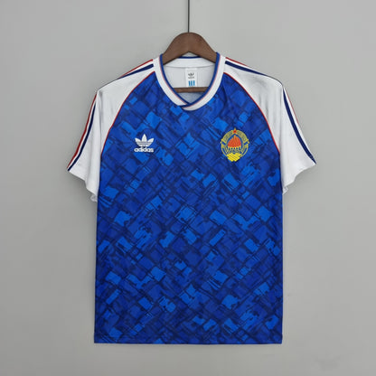 YUGOSLAVIA I 1992 HOMBRE (RETRO)