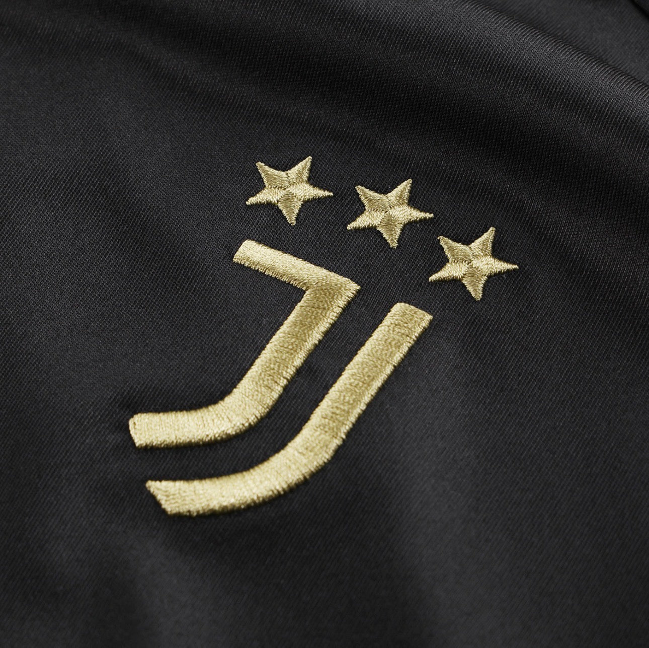JUVENTUS TERCEIRA 2026/27