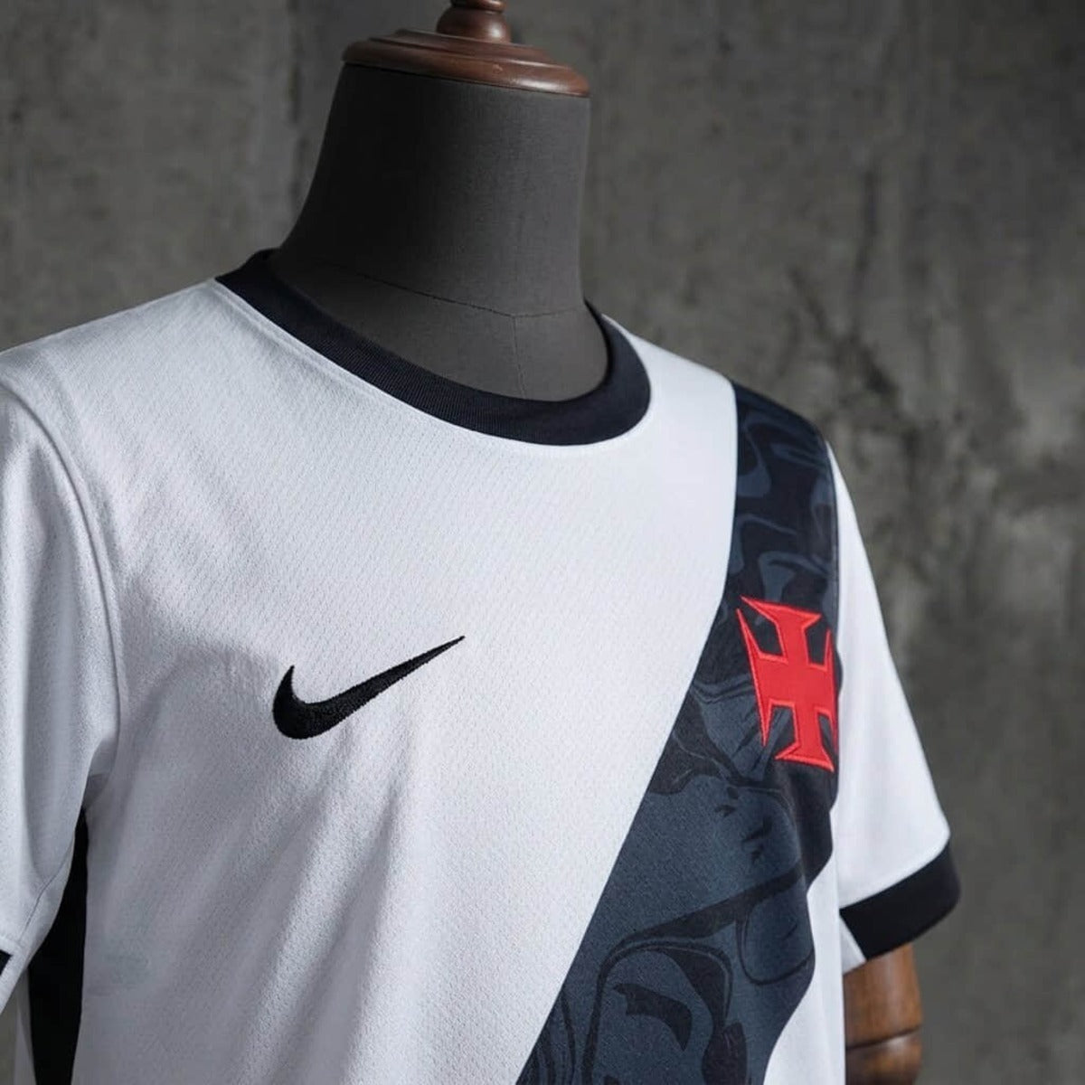 KIT DE CRIANÇA VASCO ALTERNATIVO 2026/27
