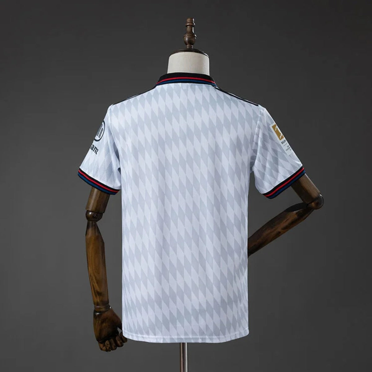 CAMISOLA BAYERN DE MUNIQUE ALTERNATIVA 2026/27