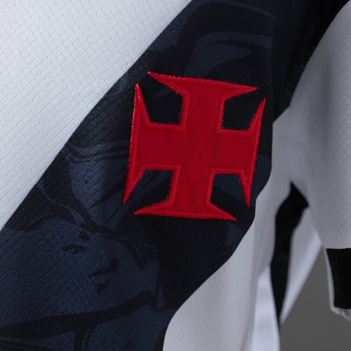 KIT DE CRIANÇA VASCO ALTERNATIVO 2026/27