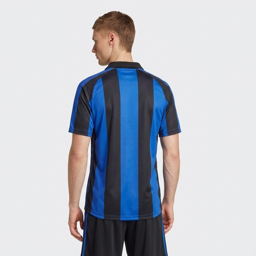 Camisola Retrô Inter de Milão 2001/02 I