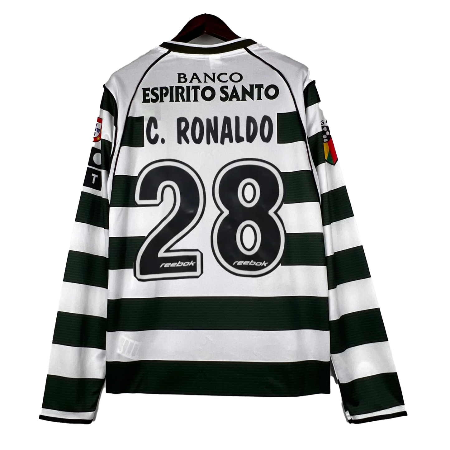 Detalhe da camisola Sporting Retro 2001/03

