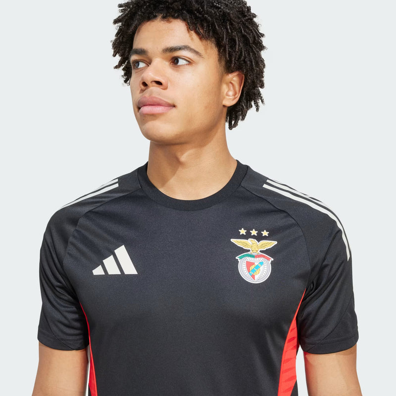 Camisola Benfica Treino Preta 2025/26 - ÚLTIMAS UNIDADES! 🔥🦅