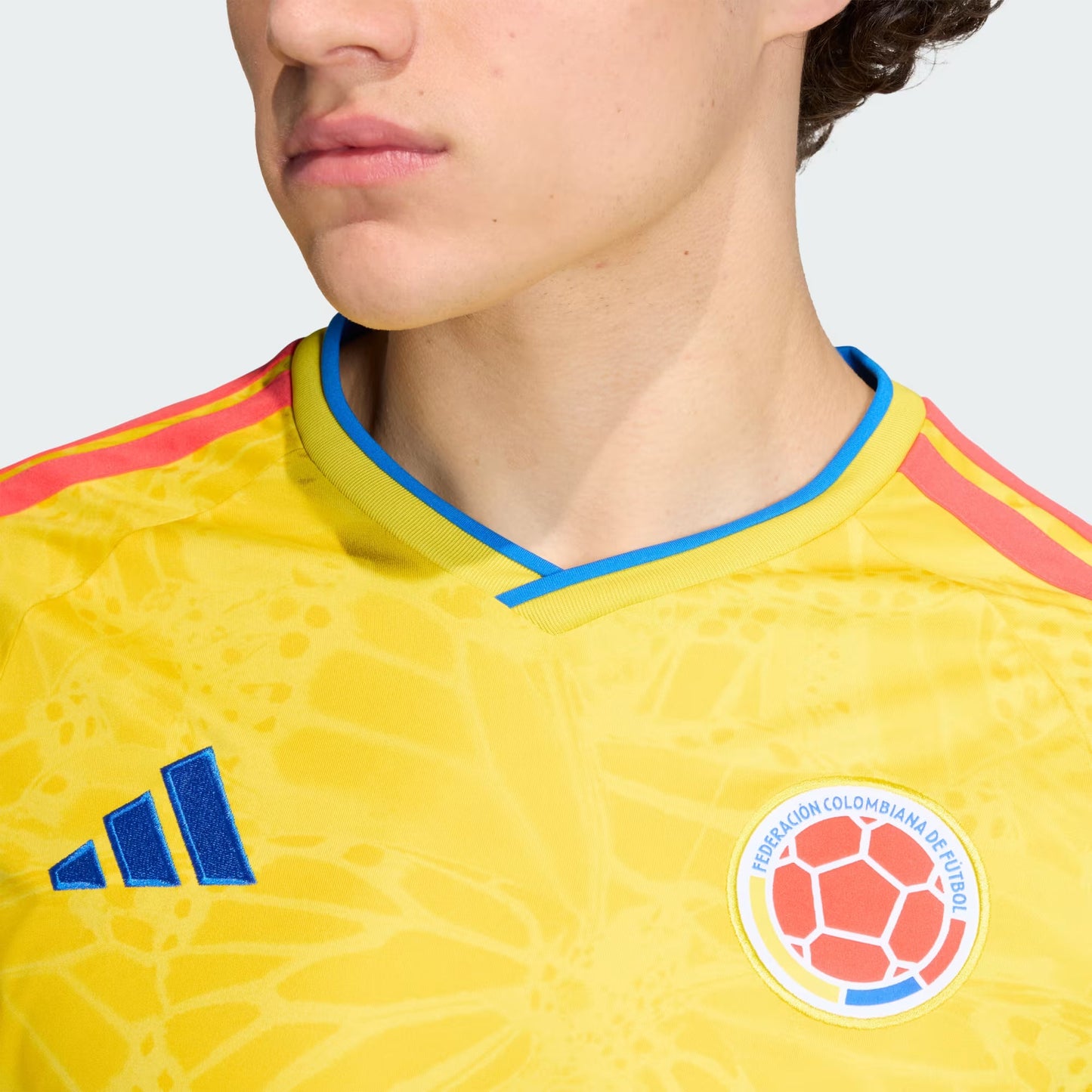 CAMISOLA COLOMBIA PRINCIPAL MUNDIAL 2026 MANGA LONGA