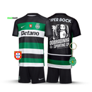 Conjunto Infantil Sporting Principal DOBRADINHA 2024/25 - MODELO EXCLUSIVO! 🦁🏆🏆