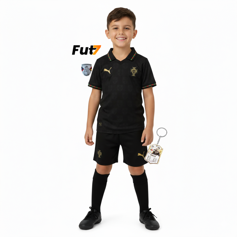 Conjunto infantil Seleção Portugal edição especial Pantera Negra EUSÉBIO preta 2025/26