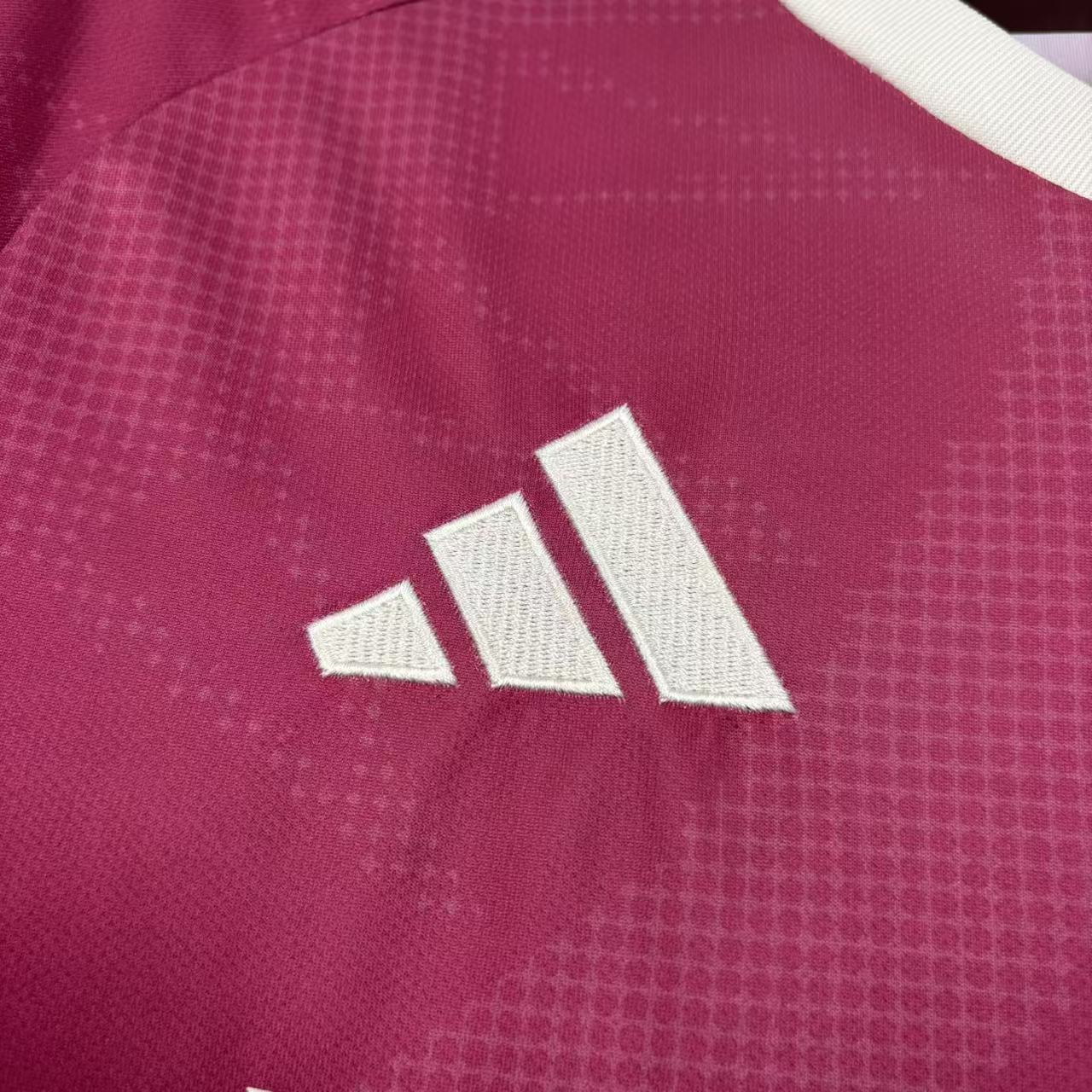 CAMISOLA REAL MADRID TERCEIRA 2026/27