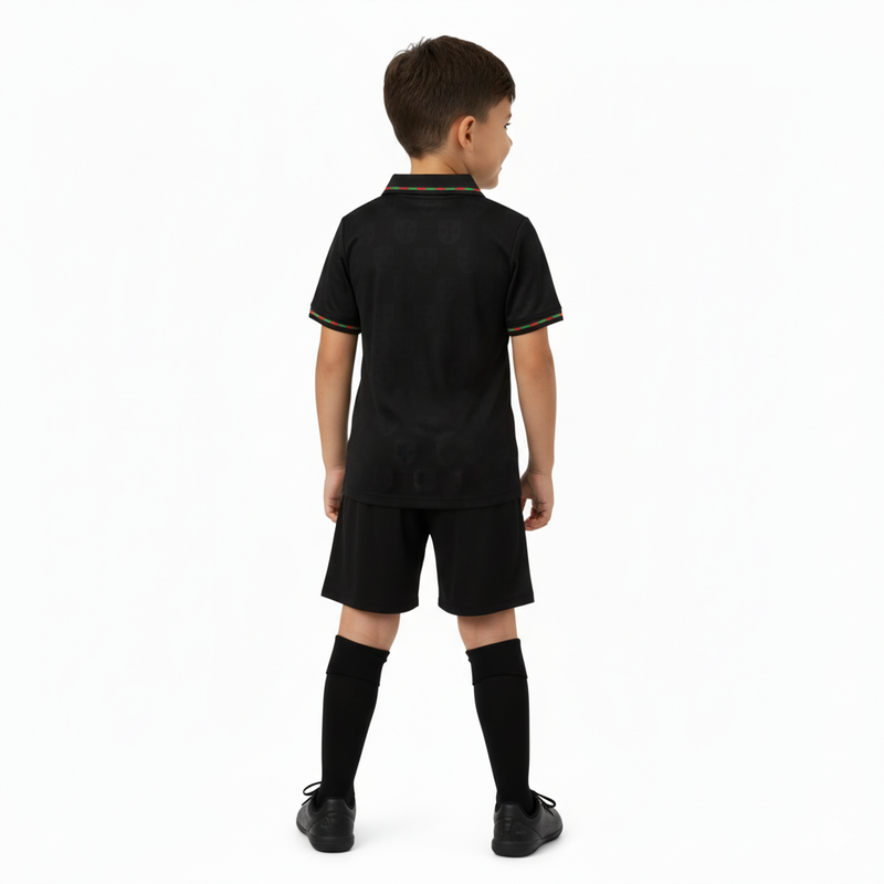 Conjunto infantil Seleção Portugal edição especial Pantera Negra EUSÉBIO preta 2025/26