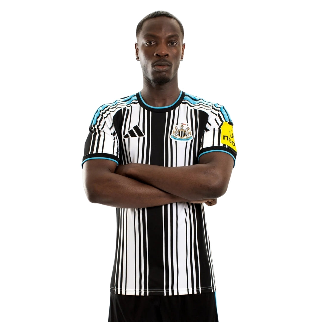 CAMISOLA NEWCASTLE UNITED PRINCIPAL 26/27 AUTHENTIC