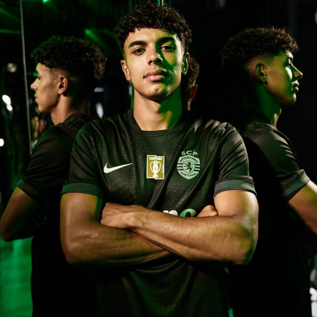Away 25/26 Player Edition Men’s Shirt