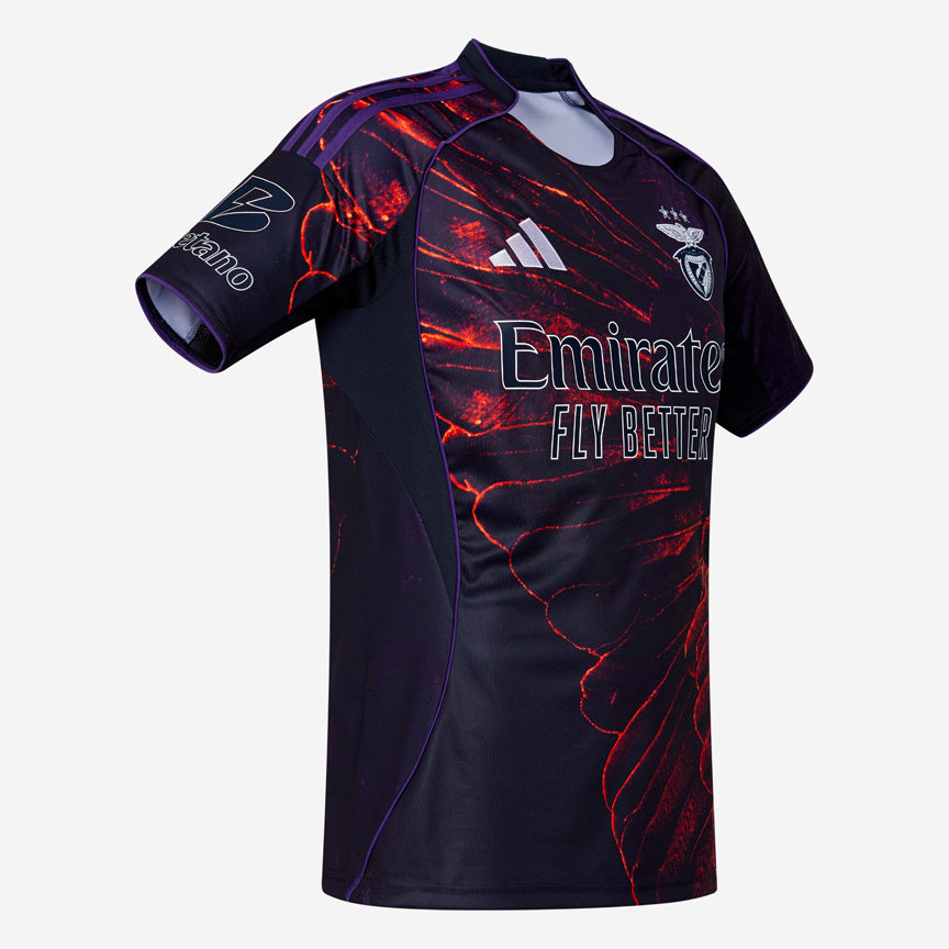 Conjunto infantil Benfica Águia x Vhils quarto equipamento 2026/27 - LANÇAMENTO!