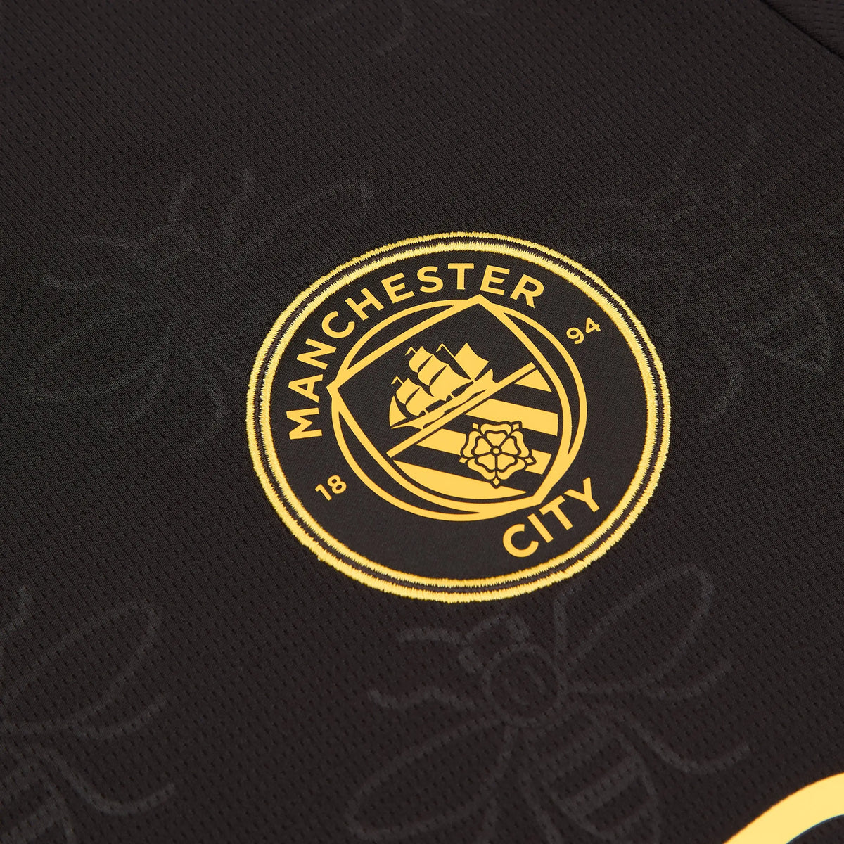 Away 26/27 Kids Shirt Kit